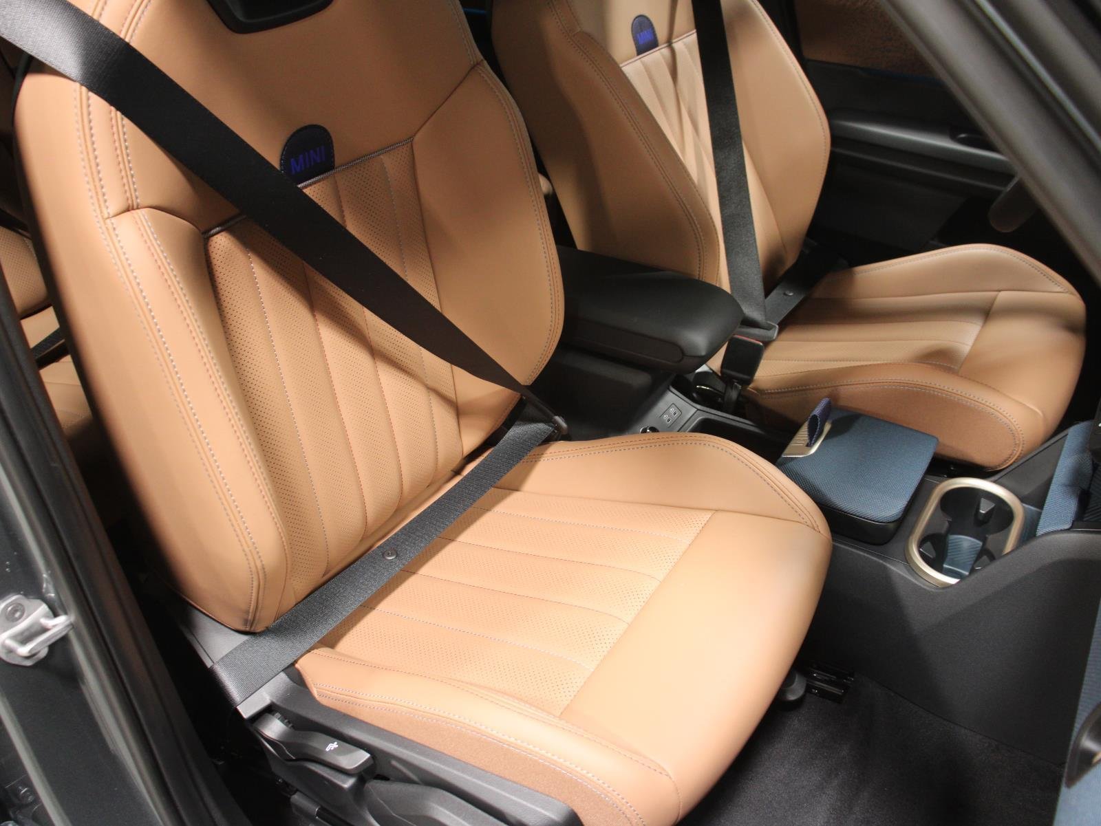 2026 MINI Countryman S - Photo 18