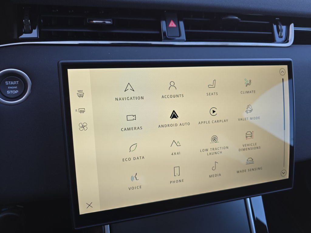New 2026 Arroios Grey Land Rover S image 16
