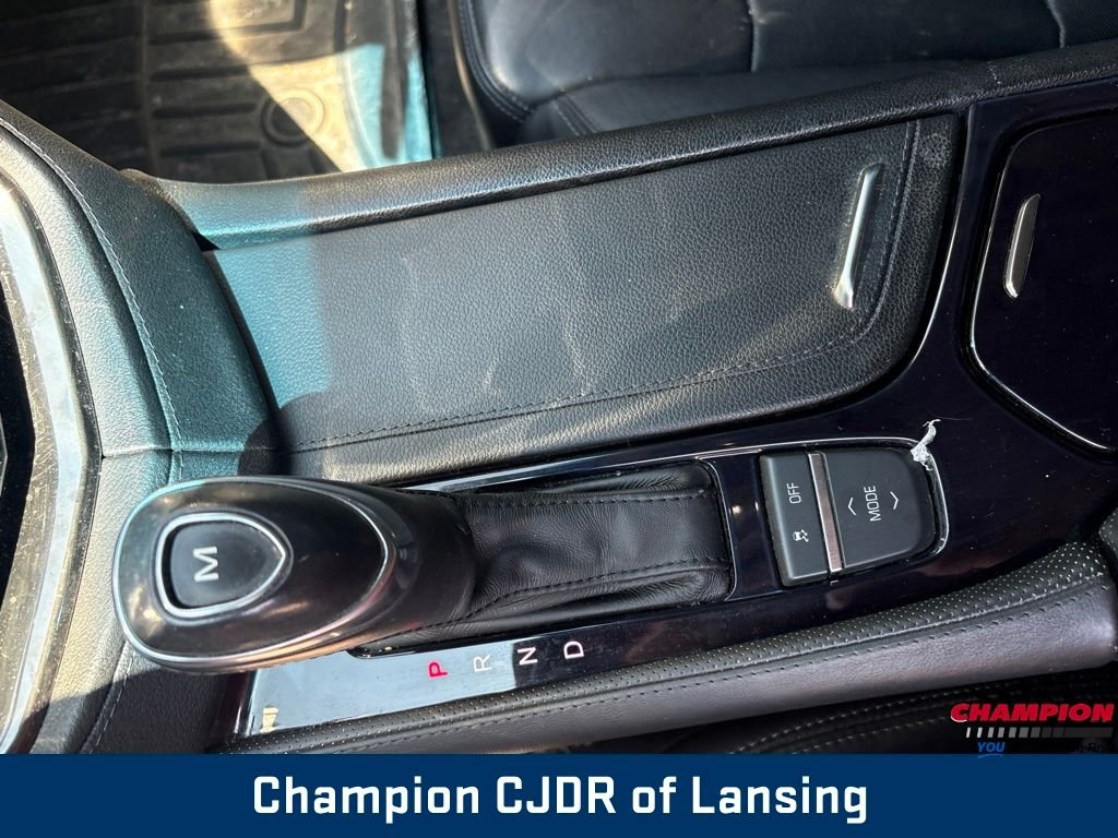 Used 2018 Gray Cadillac 3.6L Luxury image 31