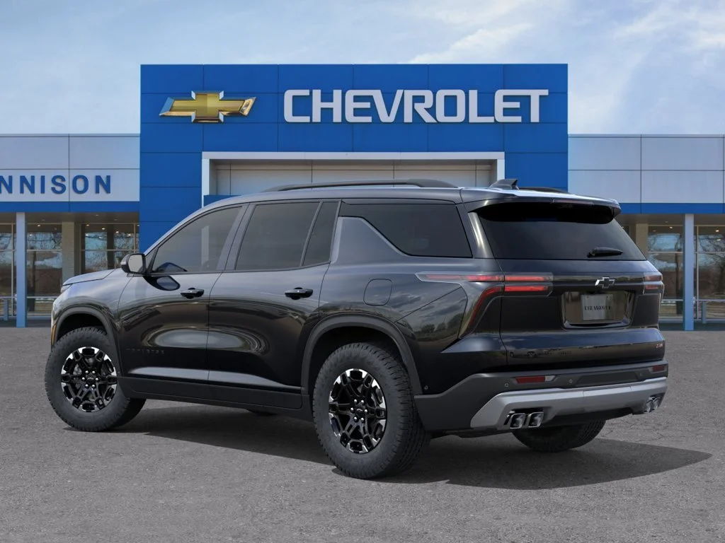 2027 Chevrolet Traverse Z71 - Photo 3