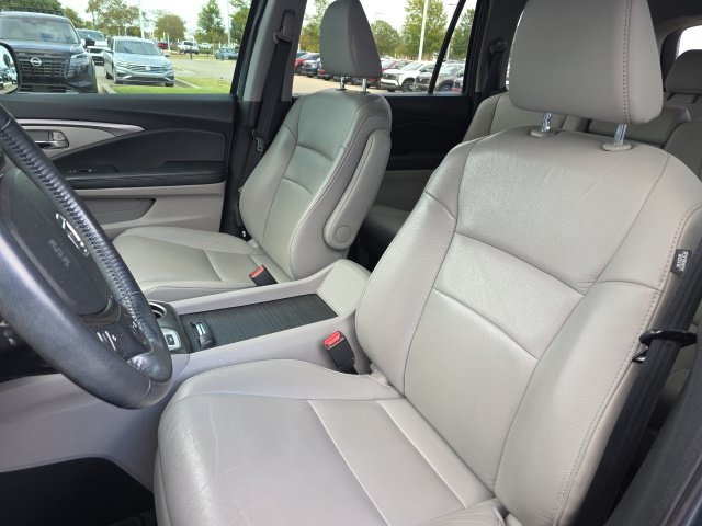 Used 2018 Blue Honda EX-L image 5