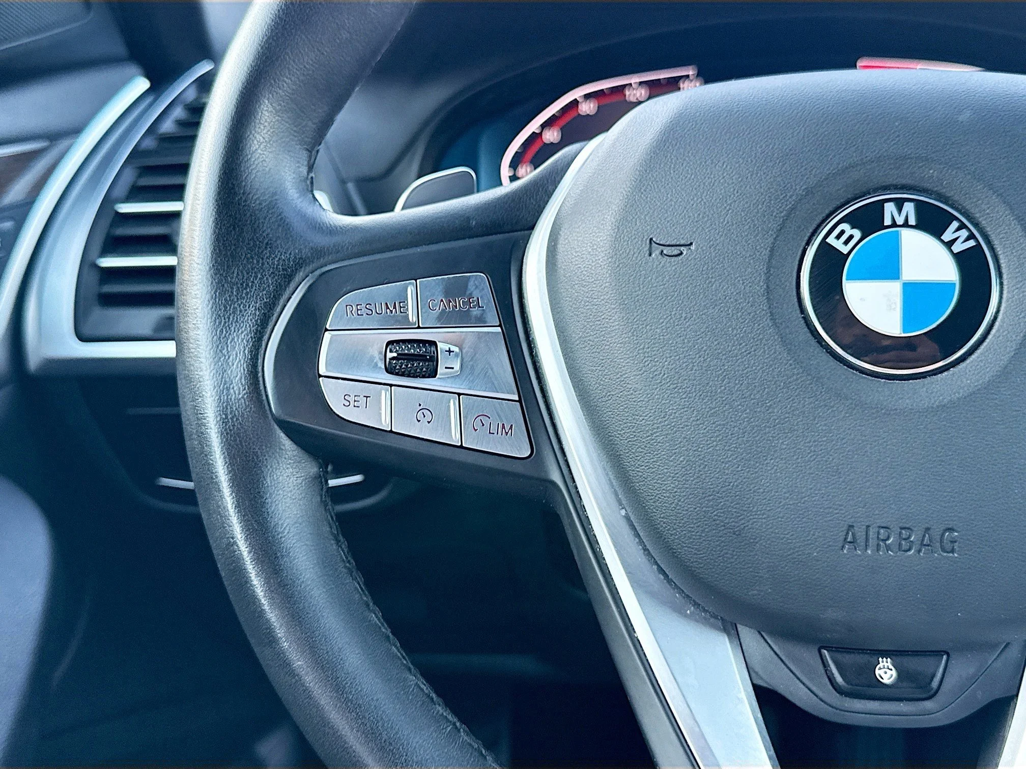 Used 2024 Black Sapphire Metallic BMW xDrive30i image 37