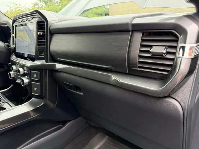 Used 2023 Agate Black Metallic Ford XLT image 22