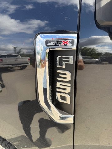 Used 2021 Black Ford XL image 14