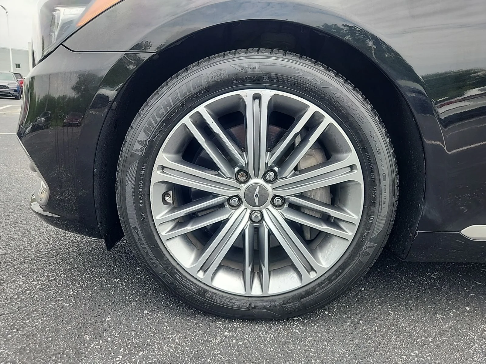 Used 2018 Black Genesis 3.8 image 14