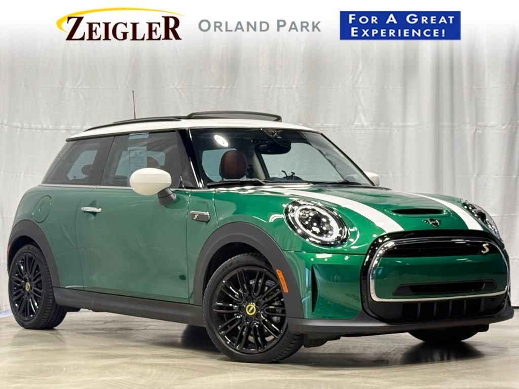2024 MINI Hardtop 2 Door SE