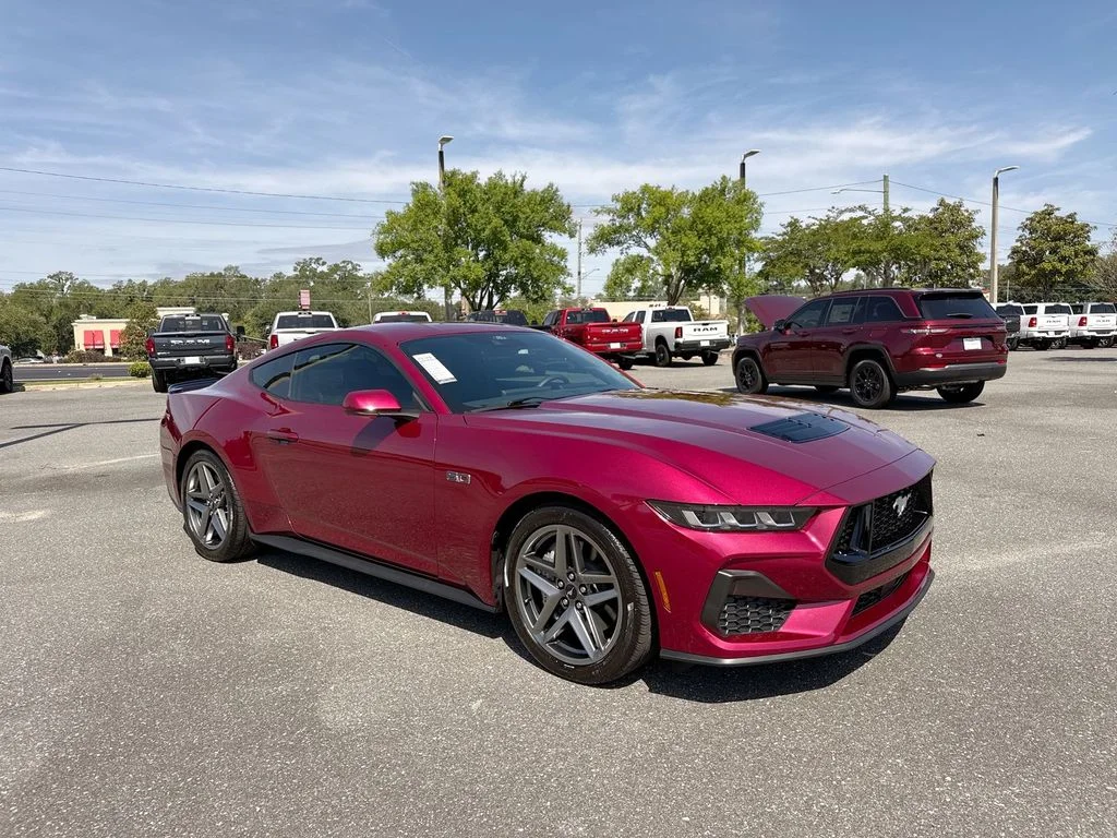 2025 Ford Mustang GT Fastback's photo
