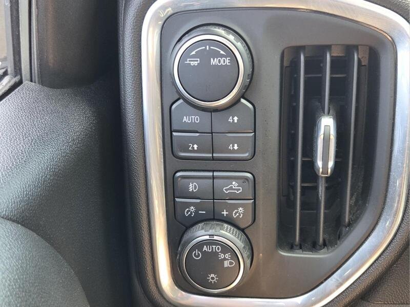 Used 2021 Pearl CHEVROLET 4WD CREW CAB 147" RST image 29