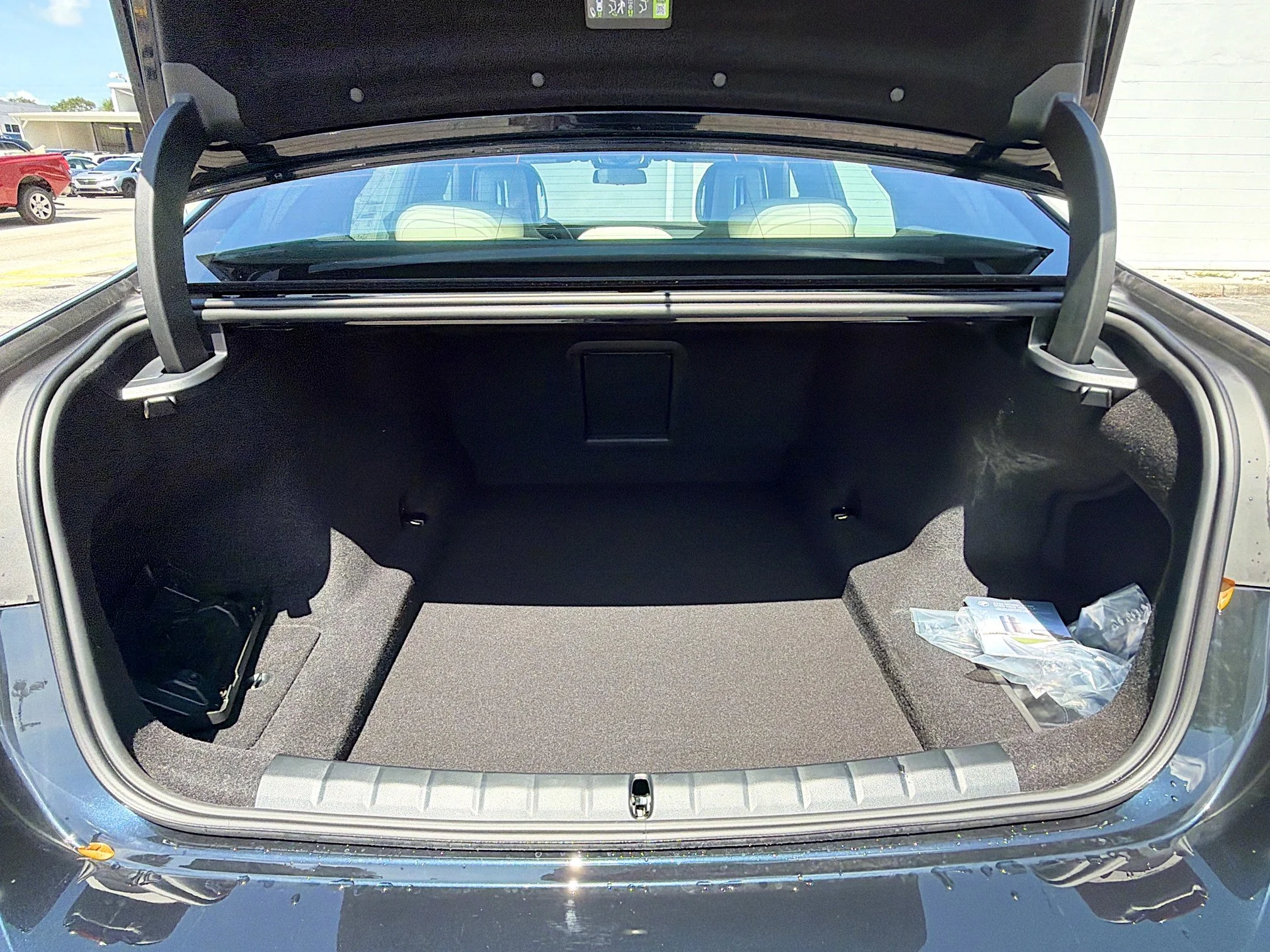 New 2026 Carbon Black Metallic BMW 740i image 11