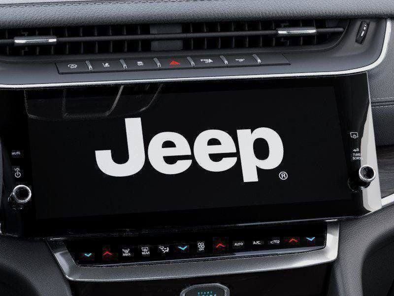 New 2026 Diamond Black Crystal Pearl-Coat Exterior Paint Jeep Altitude image 31