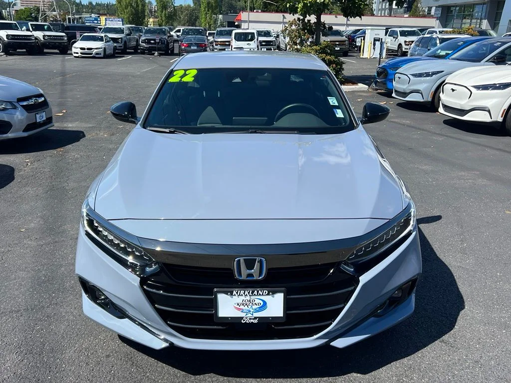 Used 2022 Sonic Gray Pearl Honda Sport image 5
