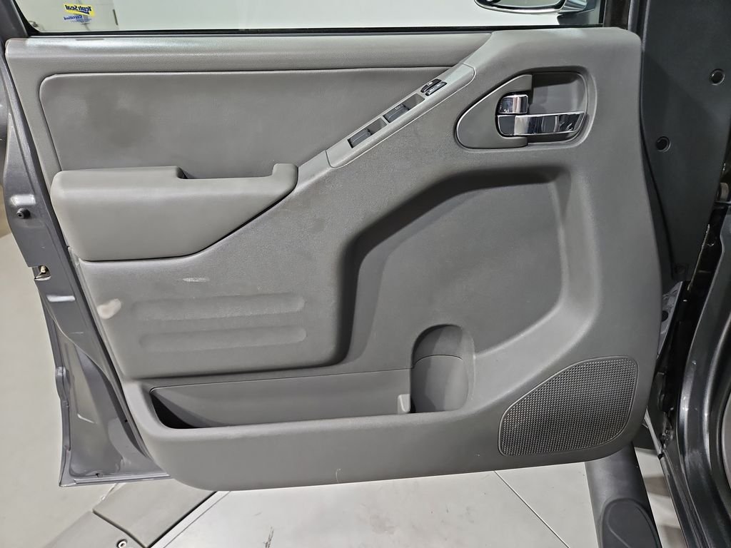 Used 2019 Gray Nissan SL image 11