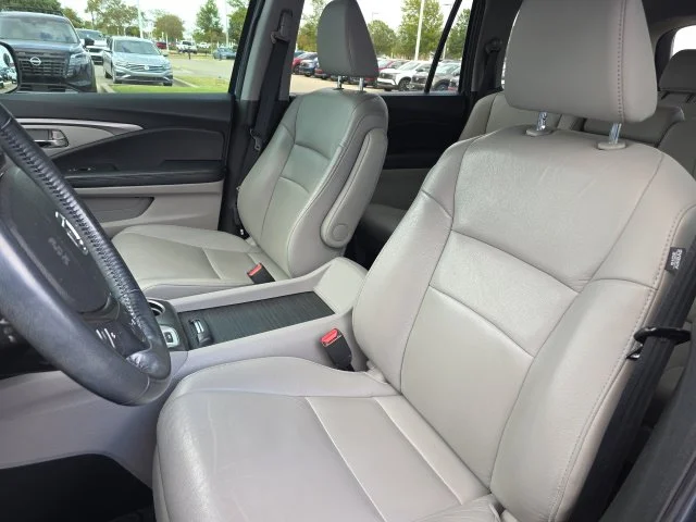 Used 2018 Blue Honda EX-L image 5