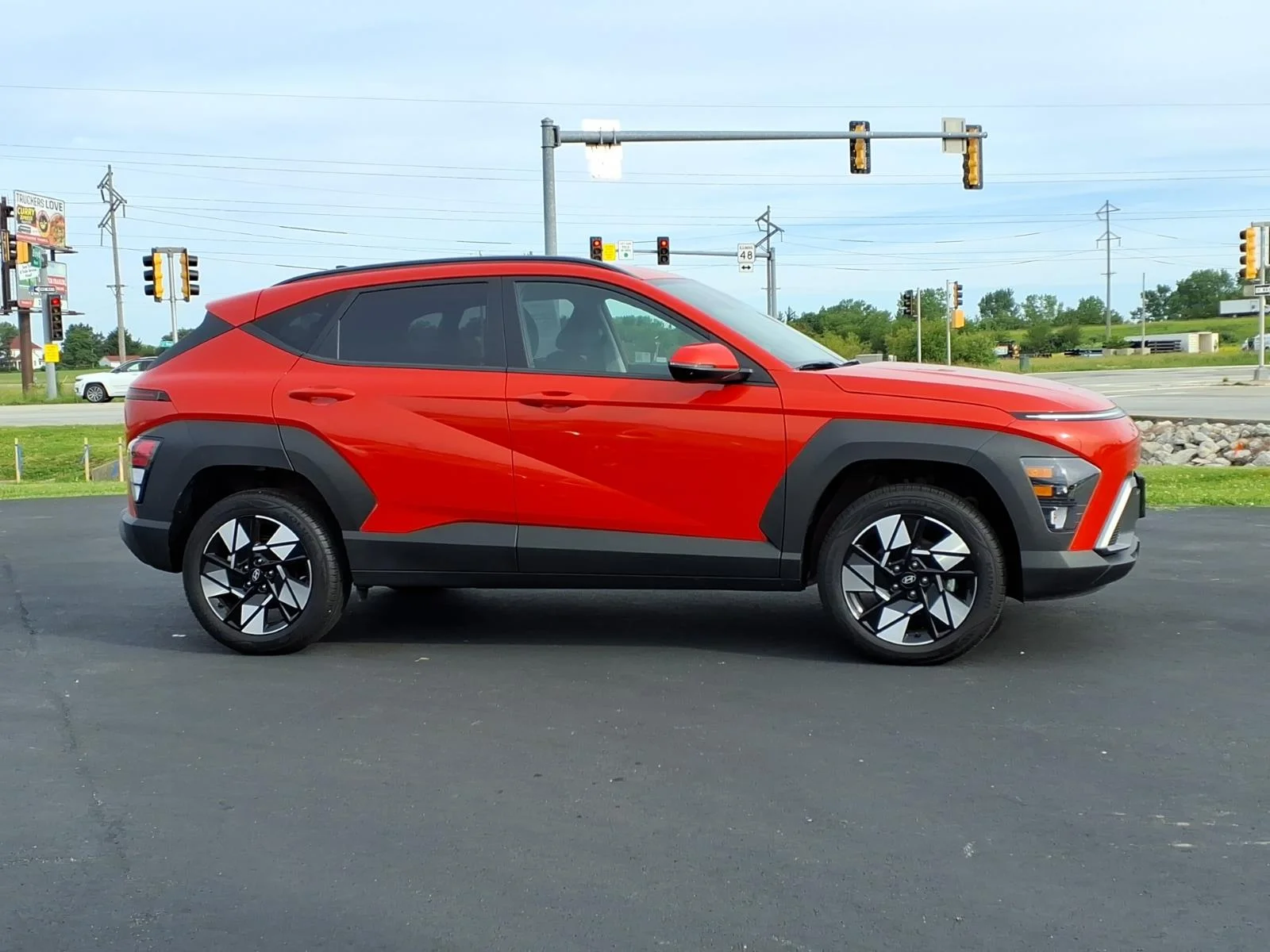 Used 2025 Soultronic Orange Pearl Hyundai SEL Convenience image 2