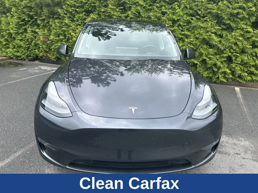 Used 2024 Tesla Model Y Long Range with VIN 7SAYGDEE3RF131726 for sale in Huntersville, NC