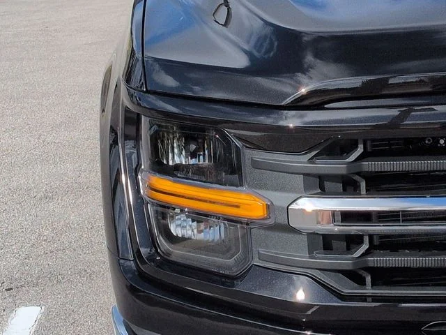 New 2026 Agate Black Metallic Ford XLT image 10