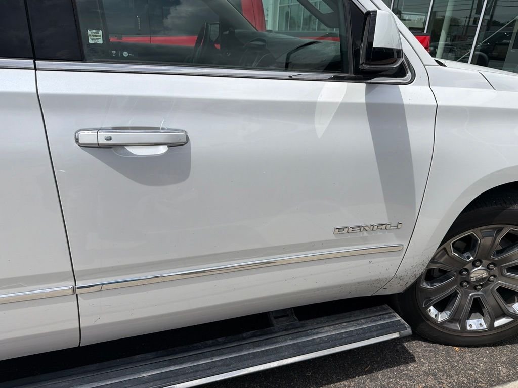 Used 2016 White GMC Denali image 8