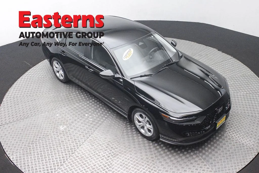 Used 2024 Black Honda LX image 3
