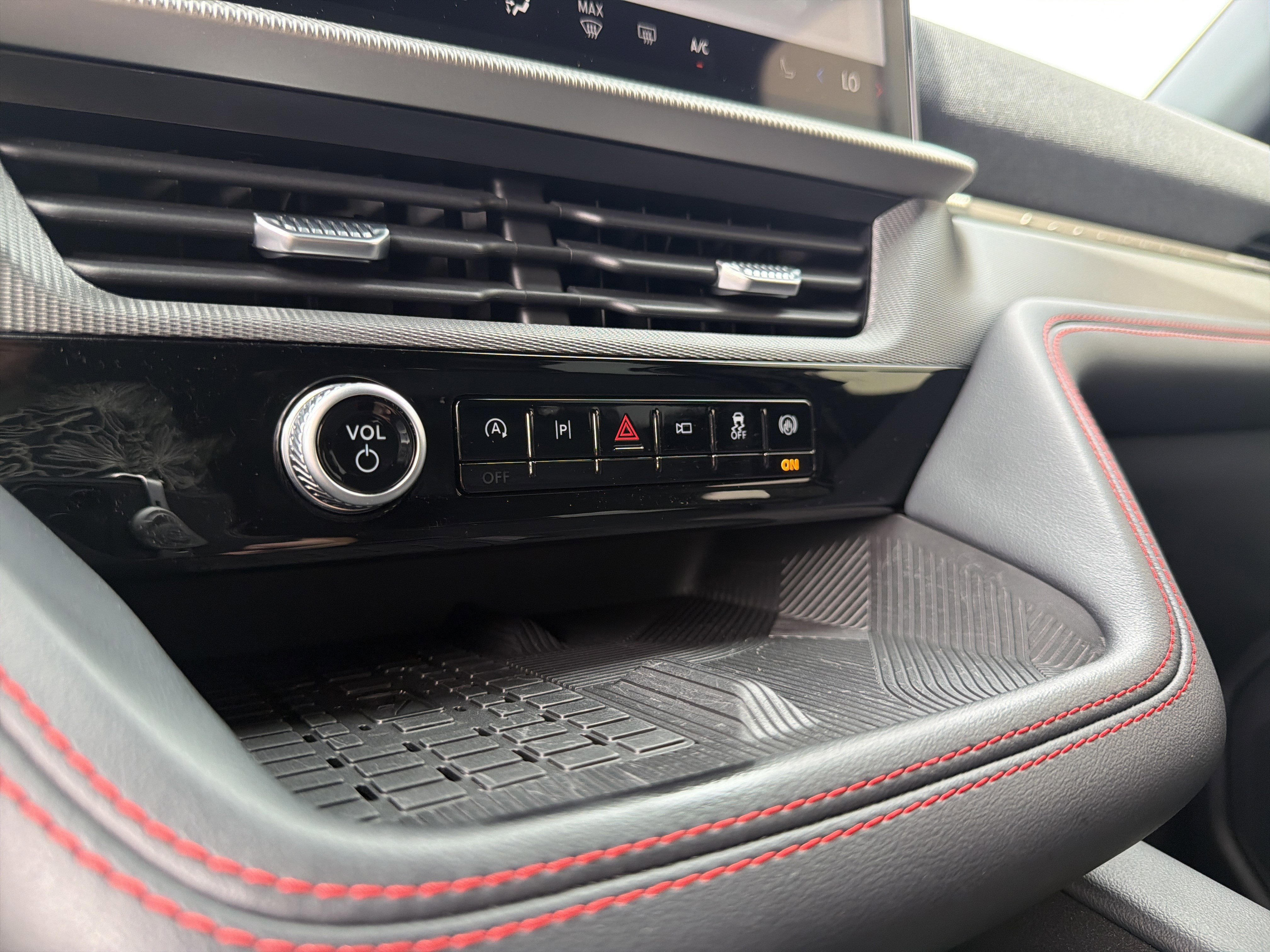 Used 2025 Gray Metallic Ford ST-Line image 36