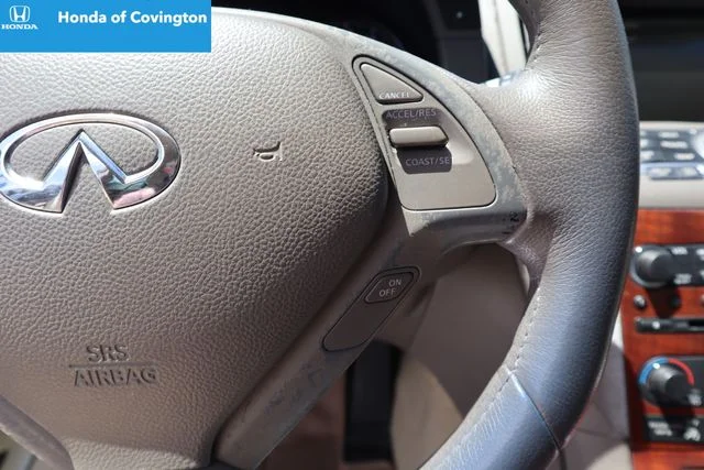 Used 2007 Ivory Pearl INFINITI Journey image 10