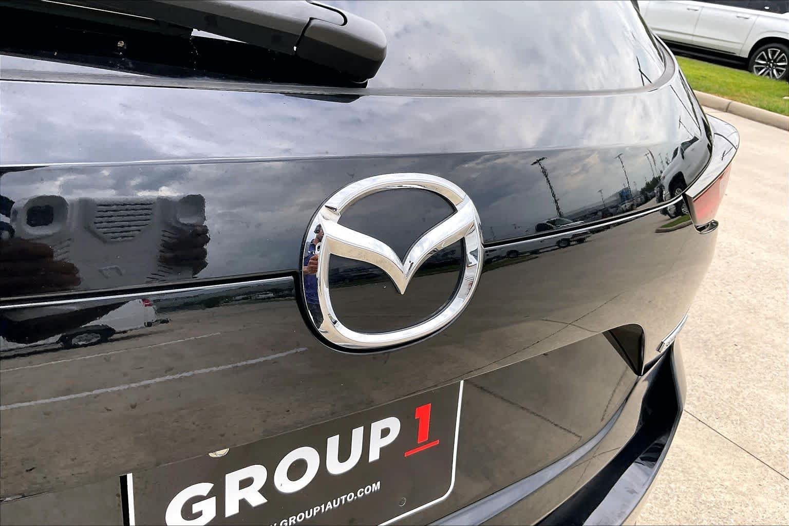 Used 2025 Jet Black Mica Mazda 2.5 S Preferred Package image 31