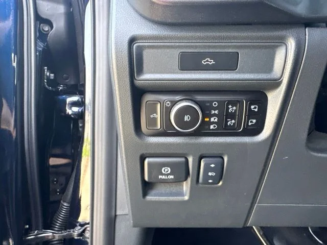 New 2026 Antimatter Blue Metallic Ford Tremor® image 21