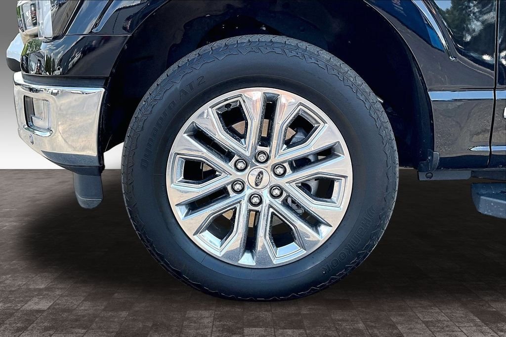 Used 2024 Black Metallic Ford Lariat image 35
