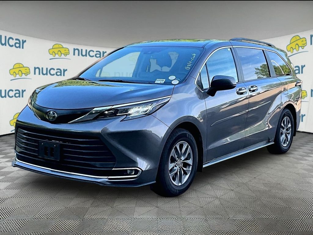 Used 2023 Gray Toyota XLE image 3