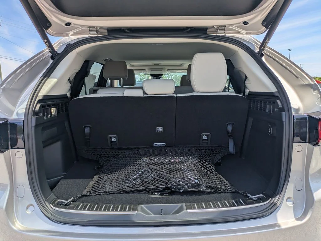 New 2026 Platinum Quartz Metallic Mazda 3.3 Turbo Preferred AWD image 12