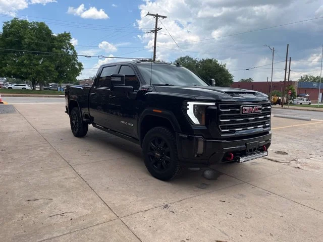 2024 GMC Sierra 2500HD AT4 - Photo 10