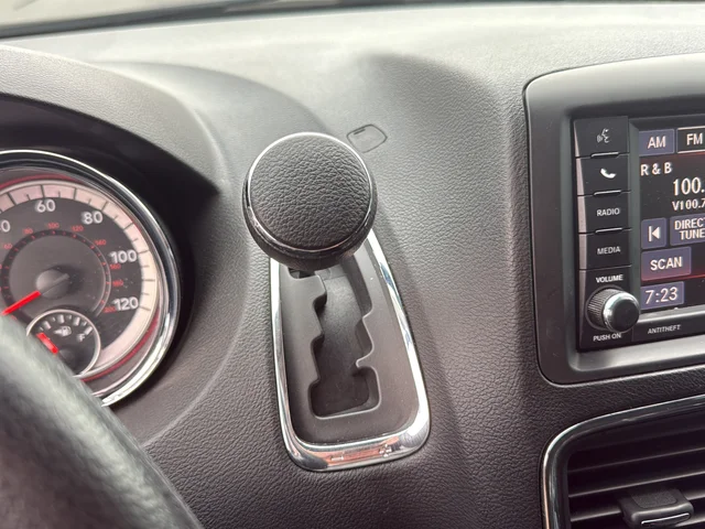 Used 2019 Gray Dodge SE image 22