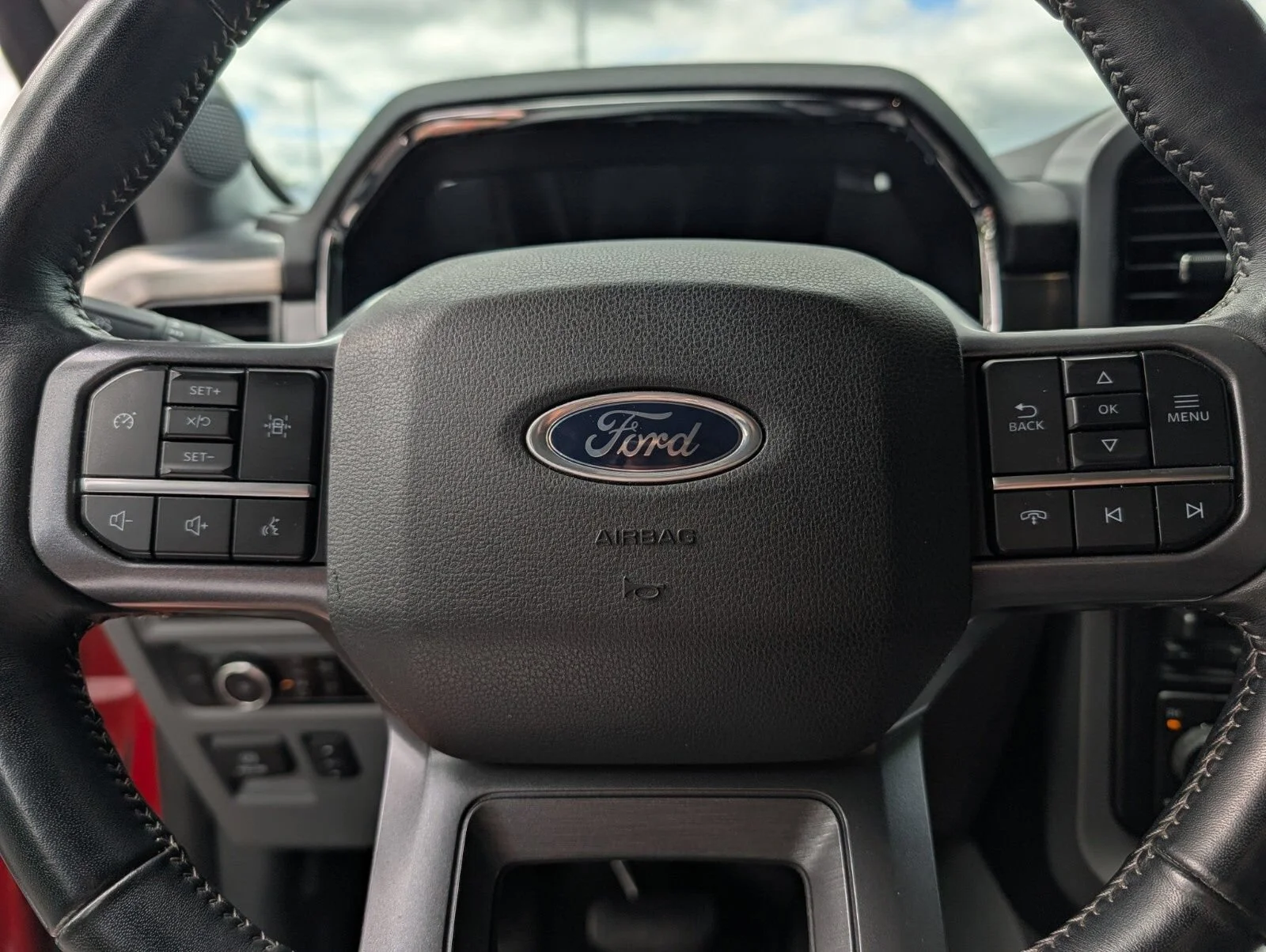Used 2023 Red Ford LARIAT image 28