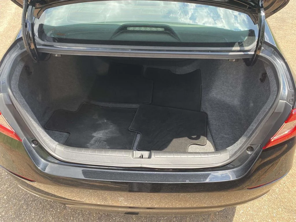 Used 2018 Black Honda Sport image 13