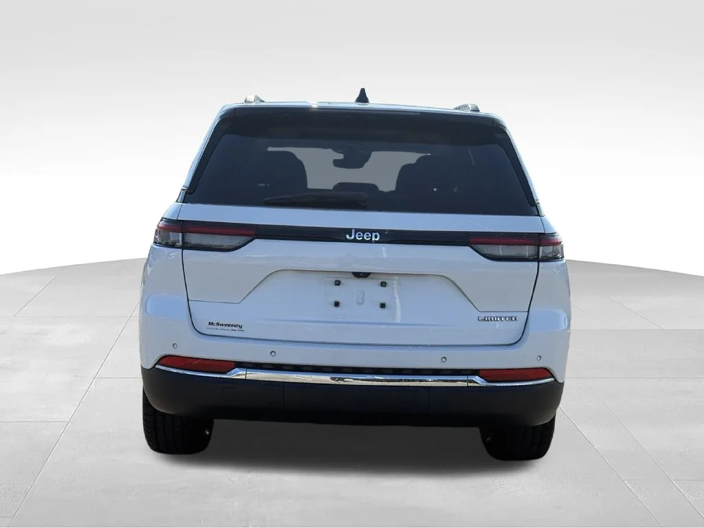 Used 2022 White Jeep Limited image 25