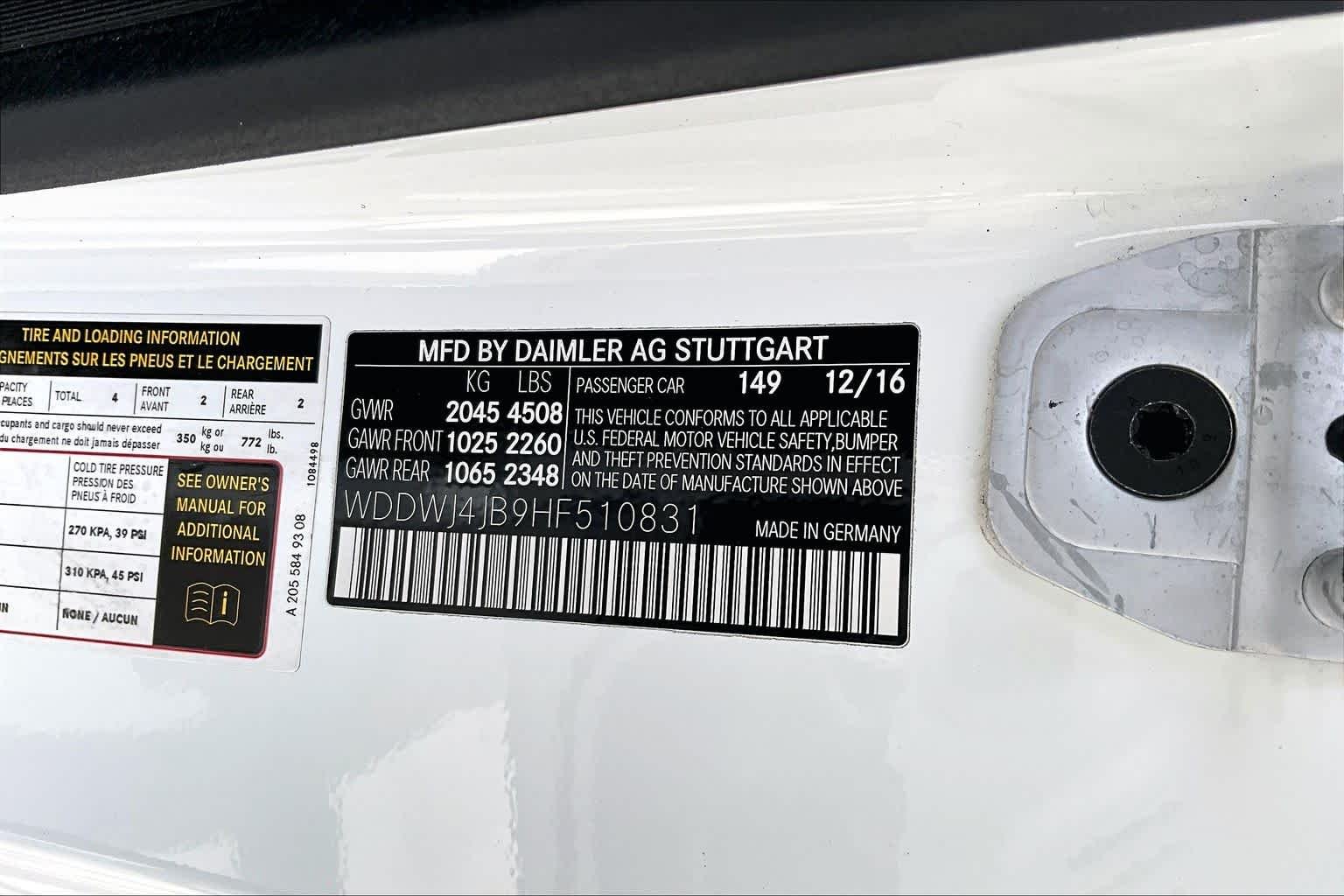 Used 2017 Polar White Mercedes-Benz C 300 image 31
