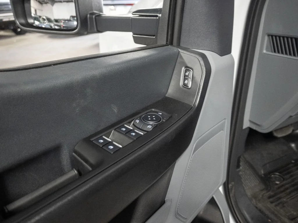 2026 Ford F-350 Super Duty Chassis Cab XL - Photo 11