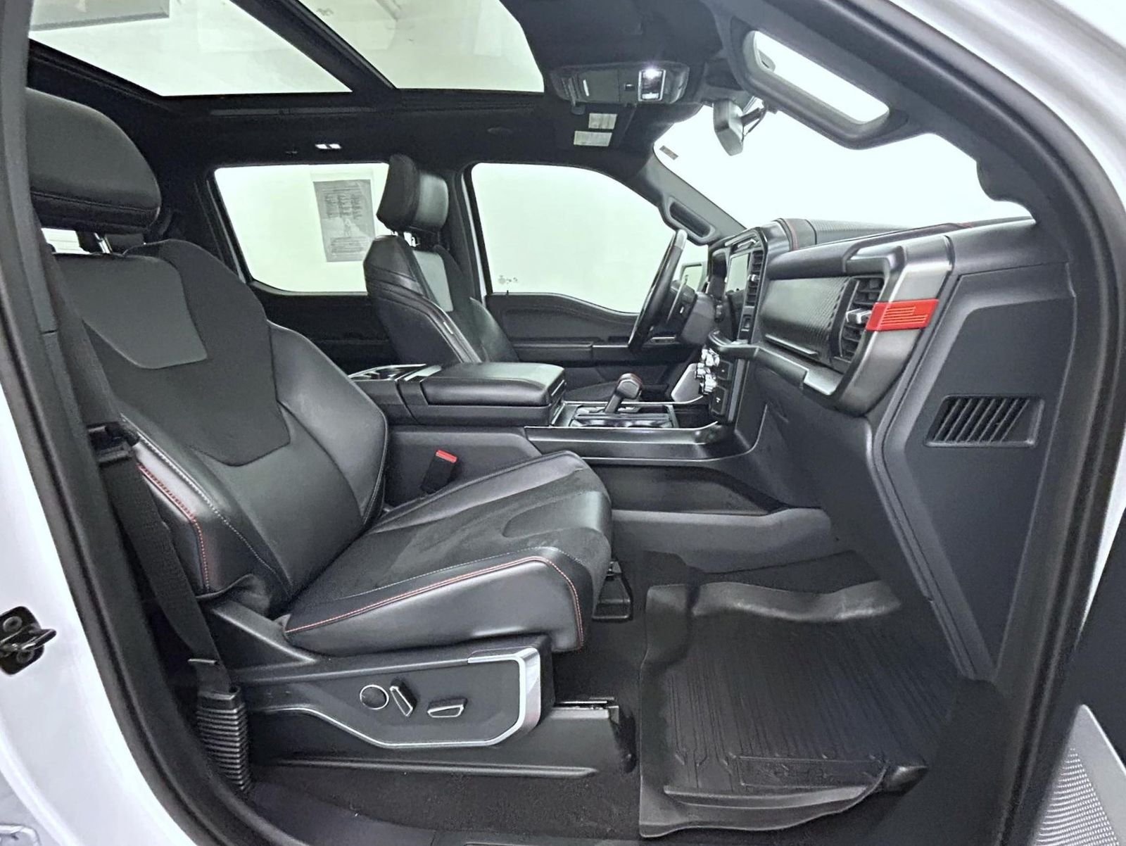Used 2025 White Ford Raptor image 15