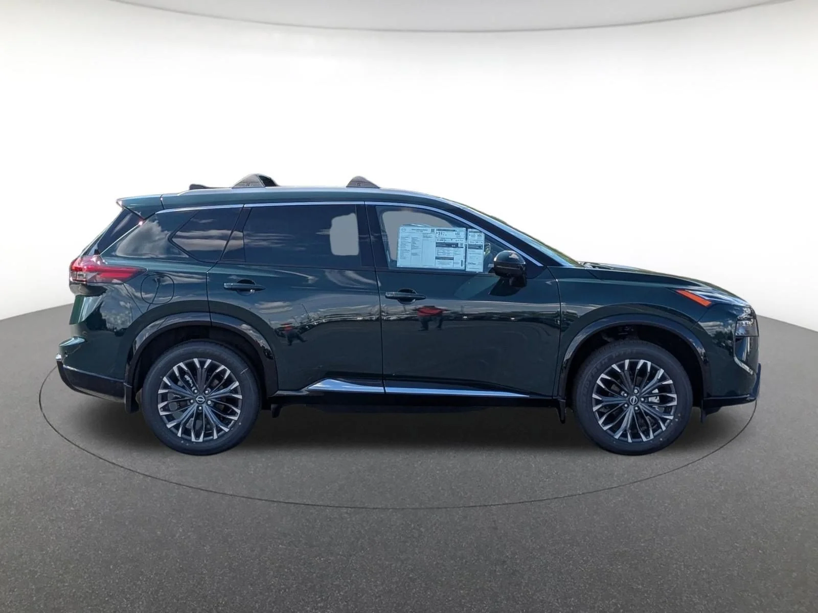 New 2026 Obsidian Green Pearl Nissan Platinum image 5