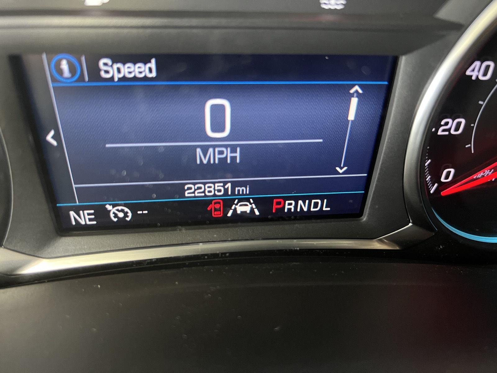 Used 2024 Summit White Chevrolet LT image 12
