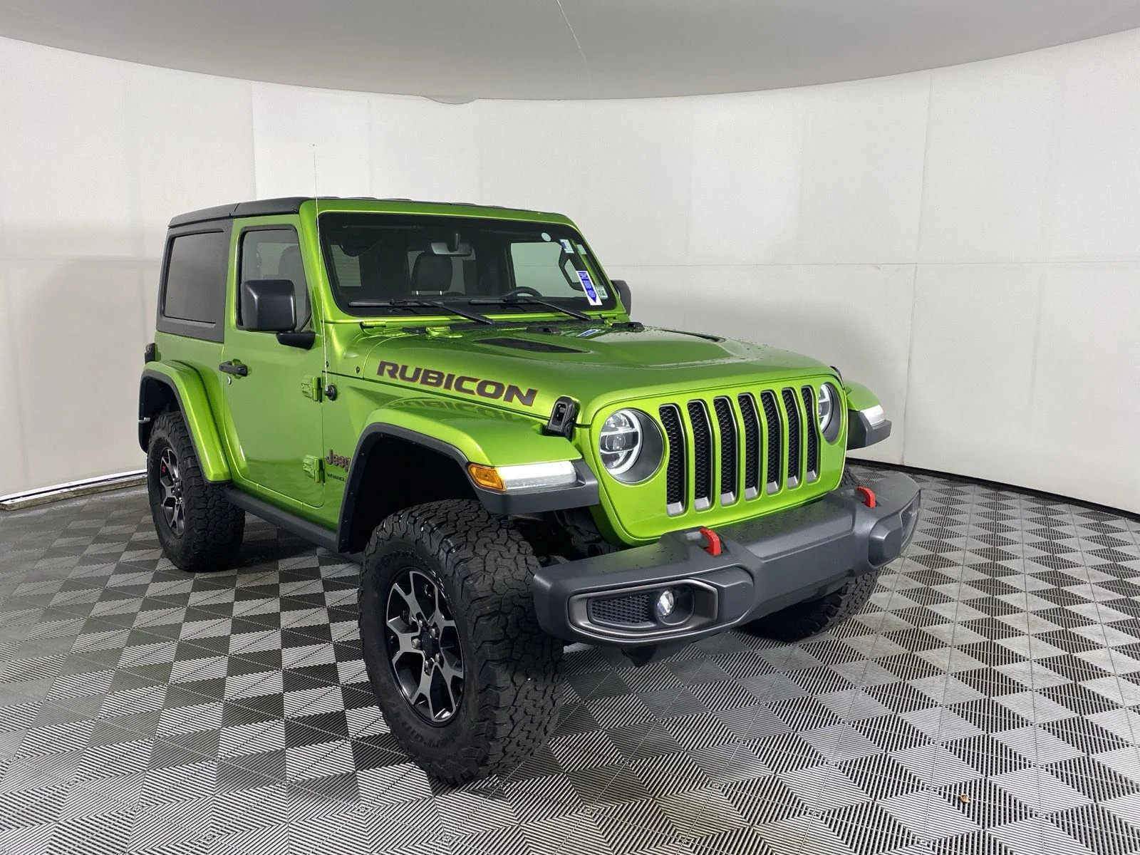 Used 2018 Mojito! Clearcoat Jeep Rubicon image 17