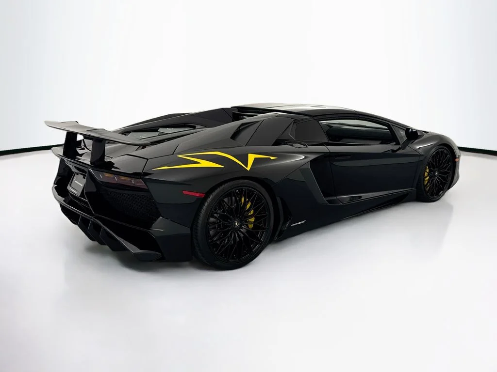2017 Lamborghini Aventador Superveloce - Photo 34