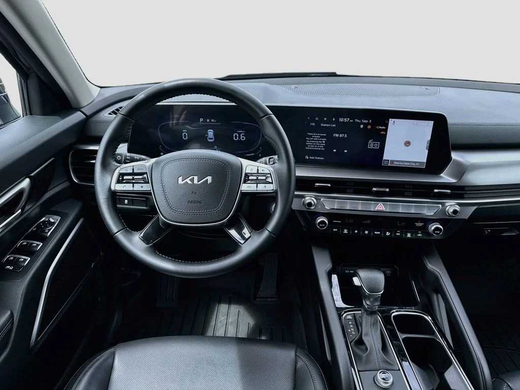 Certified Used 2025 Gray Kia LX image 22