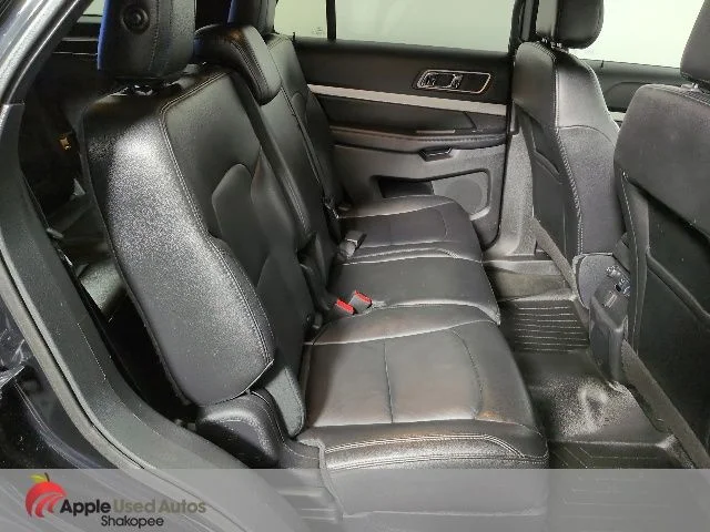 Used 2016 Black Ford XLT image 43
