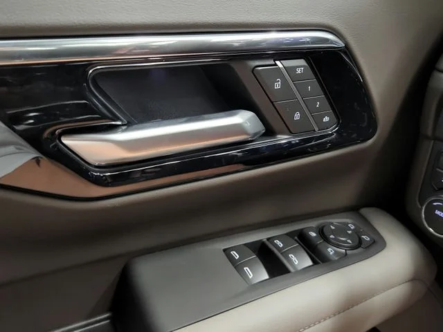 New 2026 White Chevrolet LT image 30