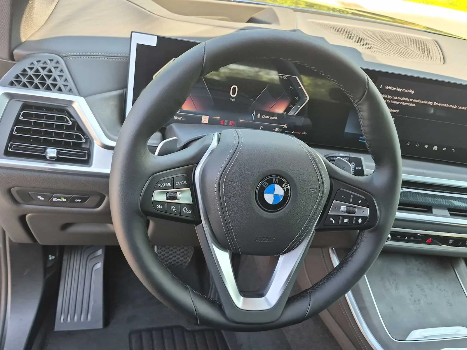 New 2026 Tanzanite Blue II Metallic BMW xDrive40i image 24