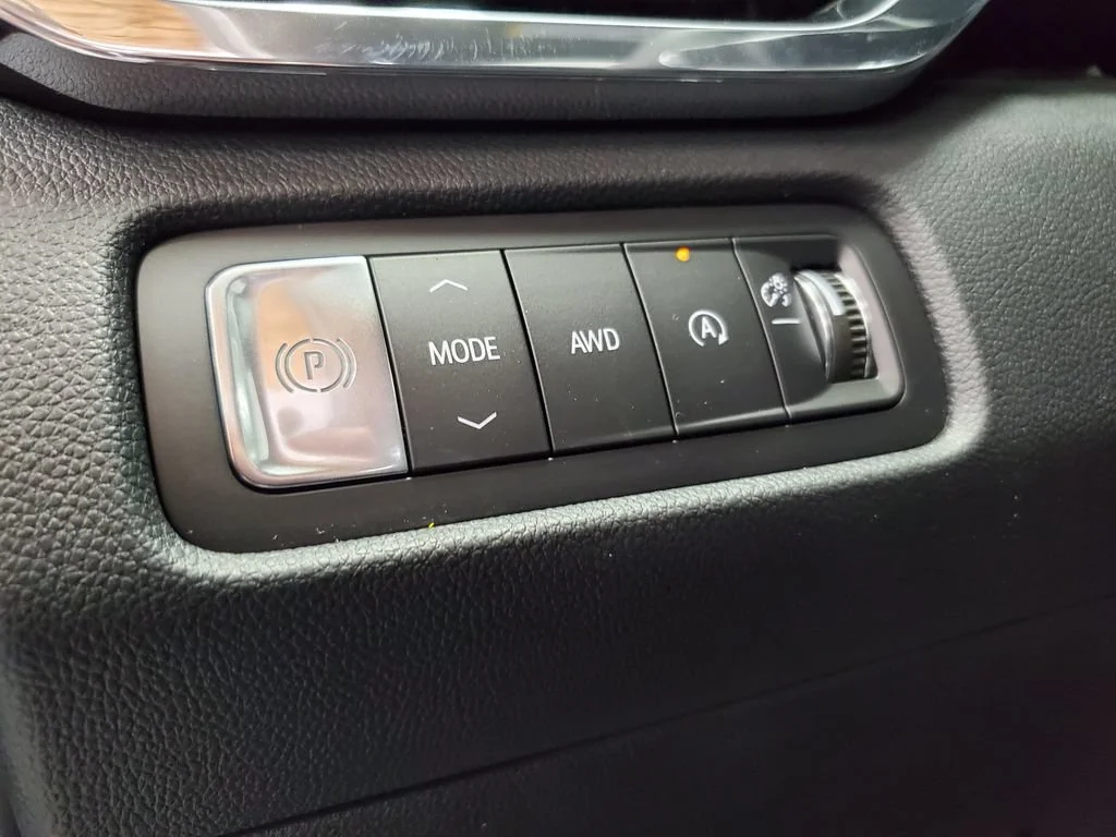 2026 GMC Acadia Elevation - Photo 8