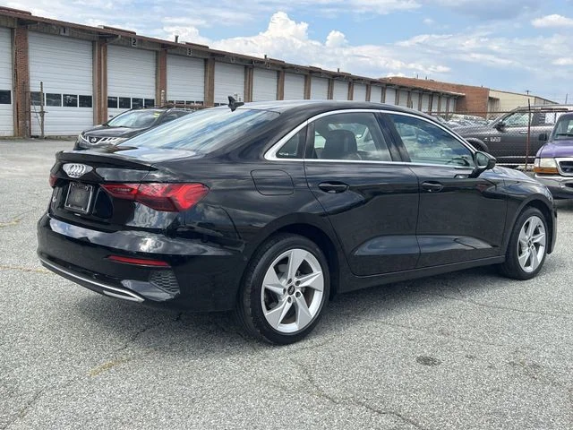 Used 2024  Audi 40 Premium image 13