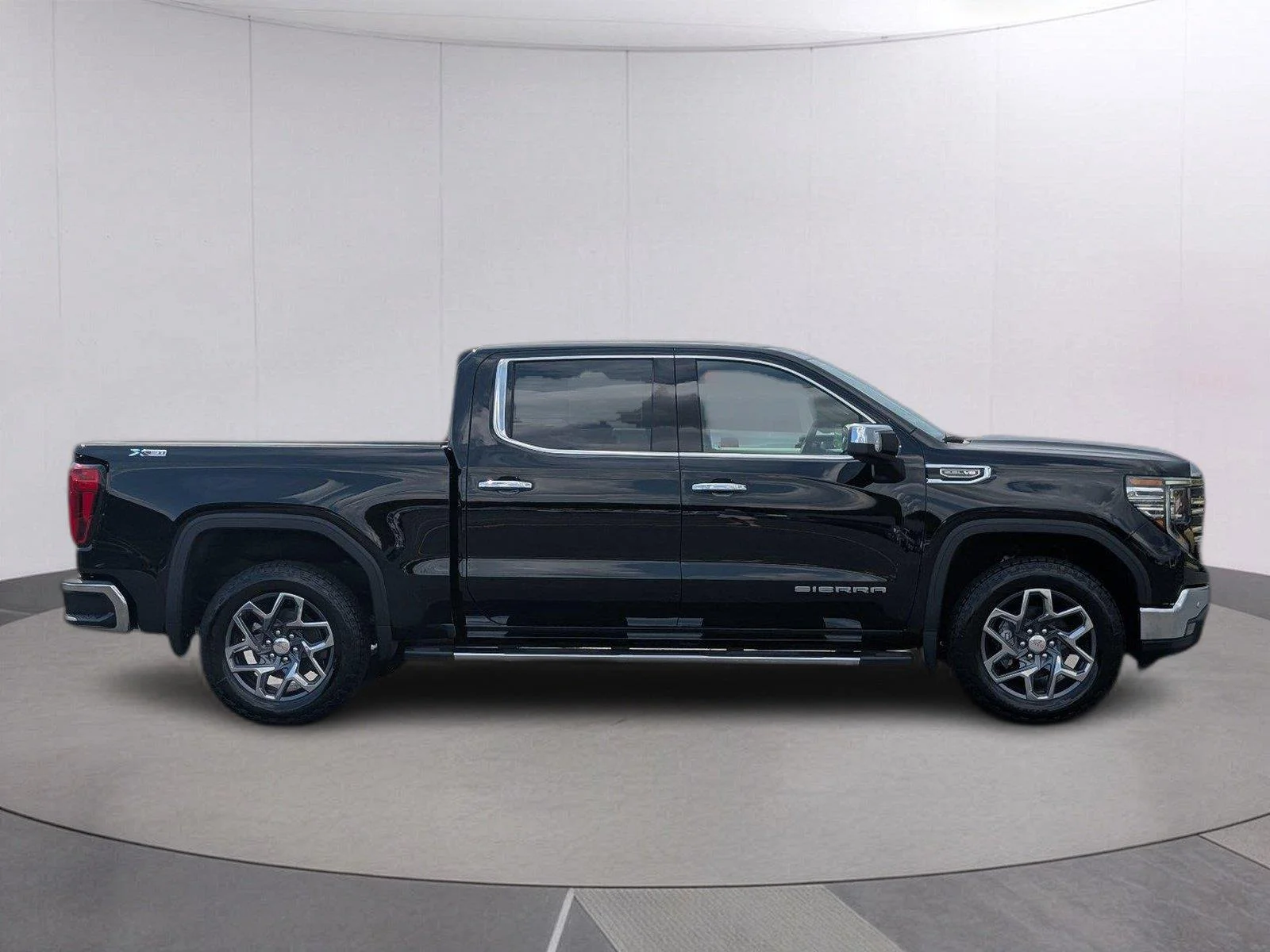 New 2026 Onyx Black GMC SLT image 8
