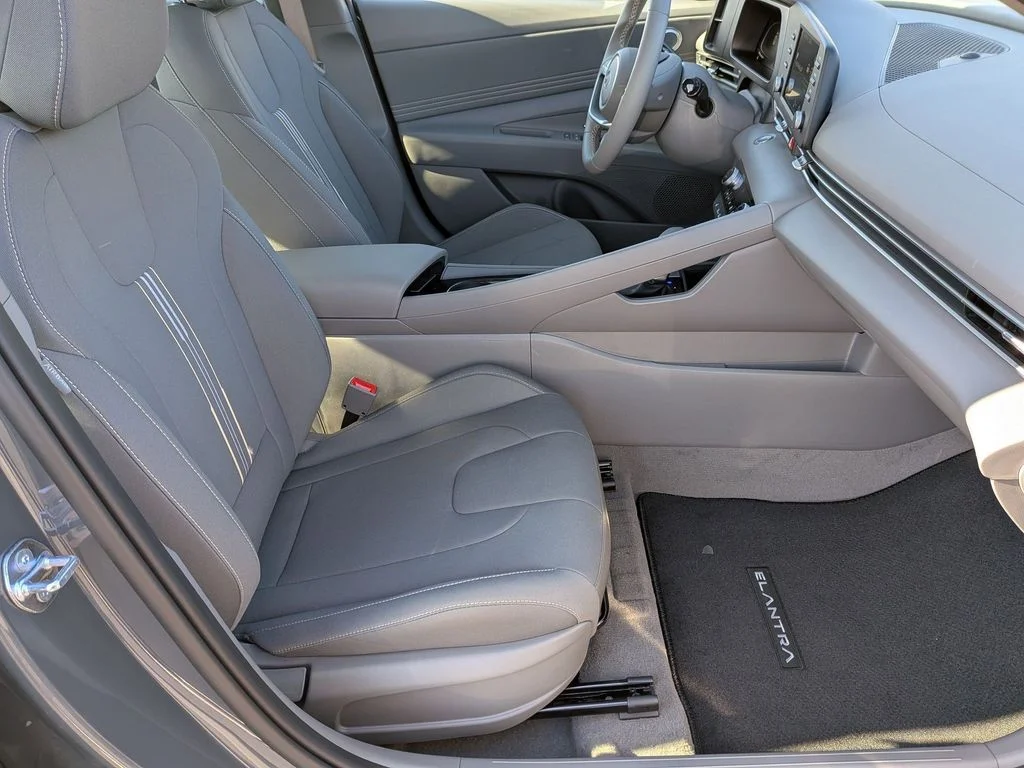 New 2026 Gray Hyundai SEL Sport image 28