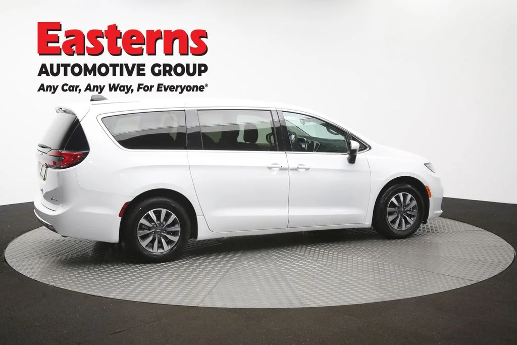 Used 2023 White Chrysler Touring L image 46